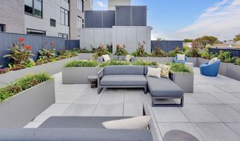 957 BROADWAY 202, Bayonne, NJ 07002