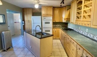 301 W Black Well St A, Andover, NJ 07801