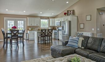 320 Valley Pointe Dr, Baxter, TN 38544