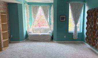 1327 HARVARD St NW, Washington, DC 20009