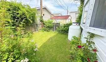 57 East Dr, East Providence, RI 02916