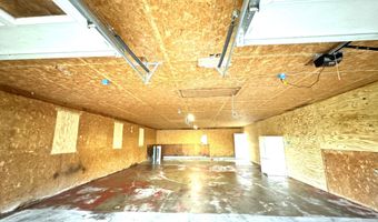 902 Eastern Ave, Augusta, ME 04330