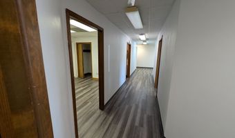 420 S Scatterfield Rd, Anderson, IN 46012