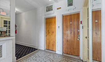 2 S Hartford Ave, Atlantic City, NJ 08401