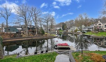 4135 State Park Dr, Akron, OH 44319