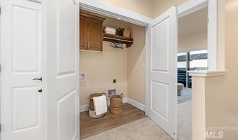 1439 N Bluffs Ridge Ln, Boise, ID 83704
