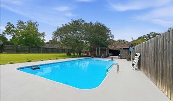 12016 Willowmore Dr, Baker, LA 70714