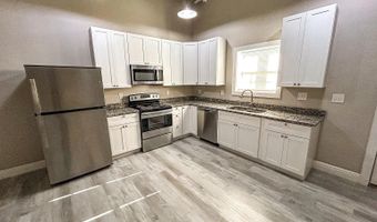 902 Howard Ave 7, Biloxi, MS 39530