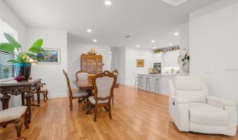 5828 WINDBREAK Ct, Apollo Beach, FL 33572