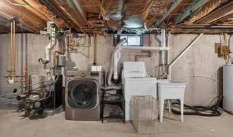 226 Belfance Rd, Amsterdam, NY 12010