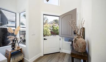 2711 Cypress Hill Rd, Carlsbad, CA 92008