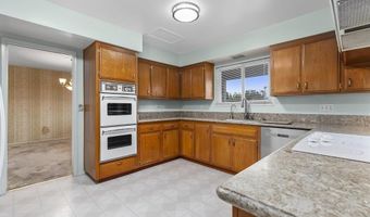 5995 BROADMOOR Dr, La Mesa, CA 91942