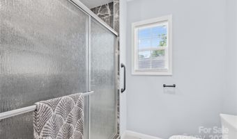435 Peachtree St, Asheboro, NC 27203