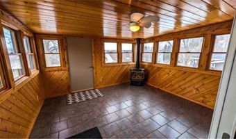 1918 Bayview Dr, Albert Lea, MN 56007