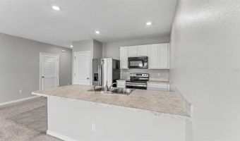 524 BURNHAM Cir, Auburndale, FL 33823
