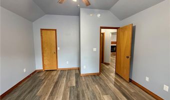 510 College Pl, Bentonville, AR 72712