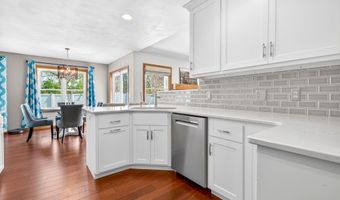 N9168 Cherry Meadow Dr, Appleton, WI 54915