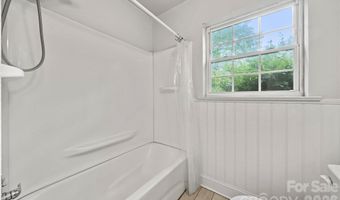 5027 Erickson Rd, Charlotte, NC 28205