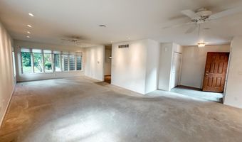 2212 Hamilton Dr, Ames, IA 50014