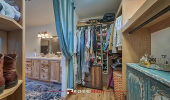 66 Stagecoach Trl, Cody, WY 82414