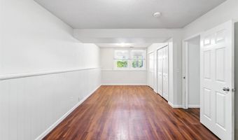 1213 S 14th St, Adel, IA 50003