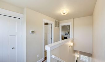 955 Overlook Dr, Ashland, OR 97520