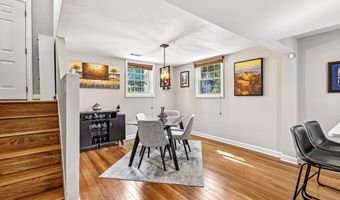 8014 KIDD St, Alexandria, VA 22309