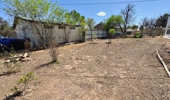 905 N 6th St, Alpine, TX 79830