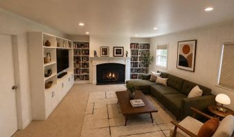 3831 N VERNON St N, Arlington, VA 22207