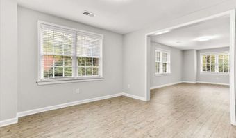 3425 Kingsland Cir, Berkeley Lake, GA 30096