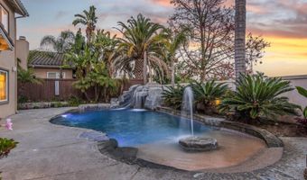 1737 Skimmer Ct, Carlsbad, CA 92011