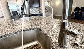 3709 Saguaro Dr, Carlsbad, NM 88220