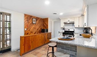37 Charles St, Barrington, RI 02806