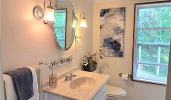 398 N Chillicothe Rd, Aurora, OH 44202