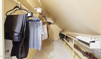 2540 Montyna Ln, Alford, FL 32420