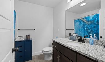 6102 NW Hoover St, Bentonville, AR 72713