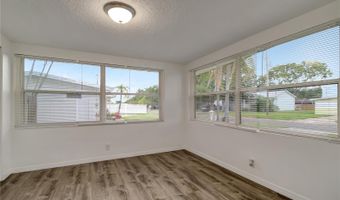 517 FAIRHOPE Dr, Apollo Beach, FL 33572