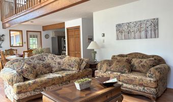 388 Towamensing Trl, Albrightsville, PA 18210