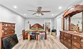 1912 Burns Ct, Austin, IN 47102