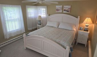 135 Hotel Rd, Auburn, ME 04210