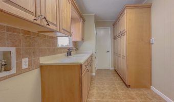 5082 FM 44 W, De Kalb, TX 75559
