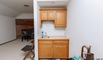 916 Fountain Dr, Carlsbad, NM 88220