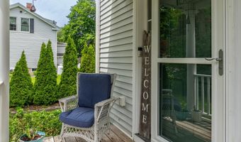 211 Oak St, Bath, ME 04530