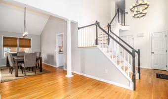 5 A Big Buck Ln, Brookfield, CT 06804