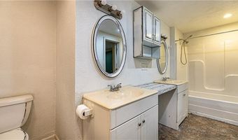 131 W Main St, Adrian, MO 64720