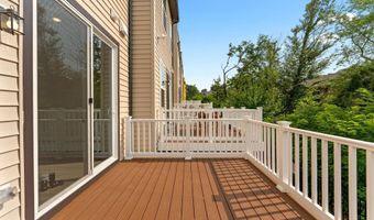 7249 MOUNTAINEER Dr, Alexandria, VA 22306