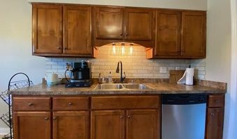 105 Springhill Dr, Bardstown, KY 40004