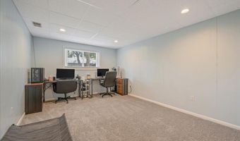 3069 HANSON St, Cheyenne, WY 82001