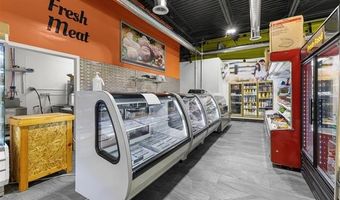 14730 Champaign Rd, Allen Park, MI 48101