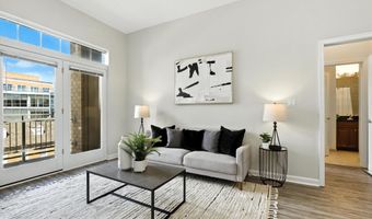 309 HOLLAND Ln 222, Alexandria, VA 22314